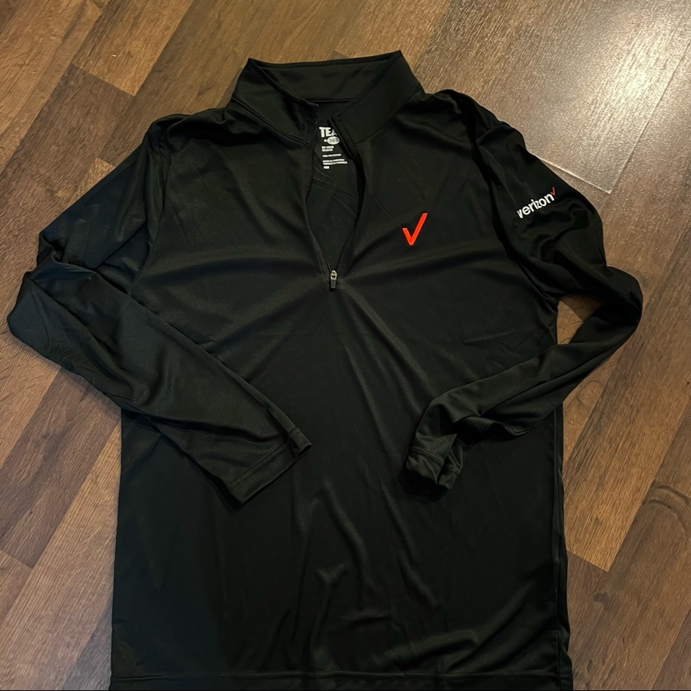 Black long sleeve 1/4 zip